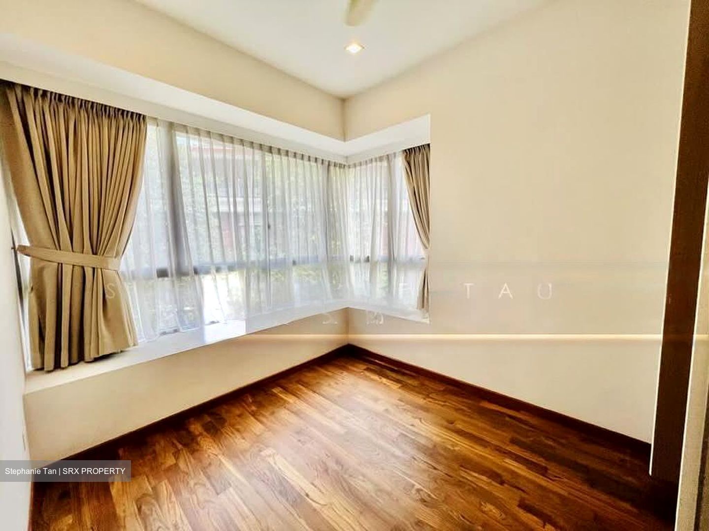 Waterford Residence (D9), Apartment #567697011